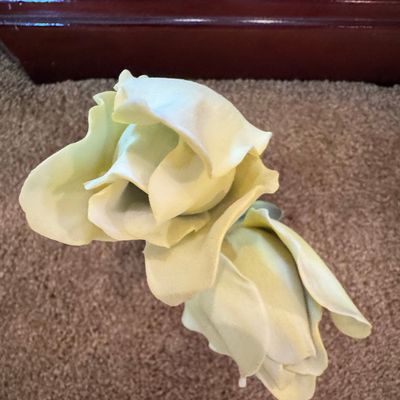 Sale Photo Thumbnail #705: Capodimonte Porcelain Yellow Tulip Figurine