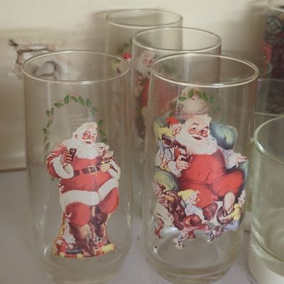 Sale Photo Thumbnail #1120: Set of 4 Vintage Coca-Cola Haddon Sundblom Santa Claus Drinking Glasses