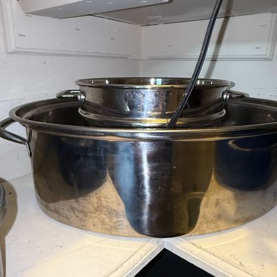 Sale Photo Thumbnail #271: All-Clad Stainless Steel Roasting Pan with Rack