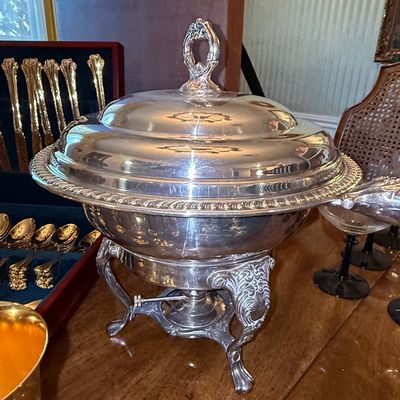 Sale Photo Thumbnail #161: Victorian Style Silver-Plated Chafing Dish