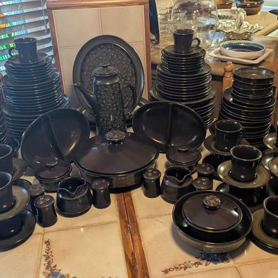 Sale Photo Thumbnail #13: Franciscan Jamoca Dinnerware Set for 16