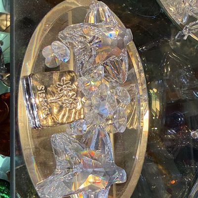 Sale Photo Thumbnail #146: Swarovski Crystal Star Ornaments and Sisters Keepsake Box Collection