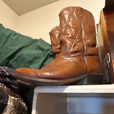 Sale Photo Thumbnail #238: Vintage Justin Diamond-Stitched Western Boots