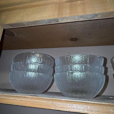 Sale Photo Thumbnail #606: Vintage Arcoroc France 'Seabreeze' Clear Glass Bowls
