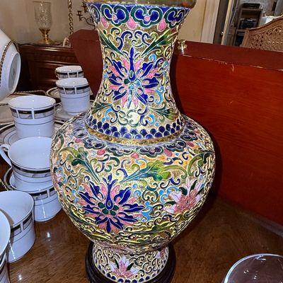 Sale Photo Thumbnail #219: Chinese Cloisonné Enamel Vase