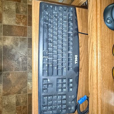 Sale Photo Thumbnail #1228: Dell Multimedia USB Keyboard and Mouse Set