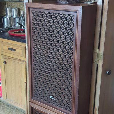 Sale Photo Thumbnail #93: Pair of Vintage Sansui SP Series Floor-Standing Speakers