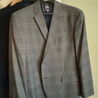 Sale Photo Thumbnail #448: Savile Row Co. Grey Plaid Sport Coat