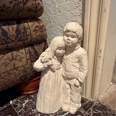 Sale Photo Thumbnail #659: Vintage Austin Productions 'Bright Eyes' Sculpture by Dee Crowley