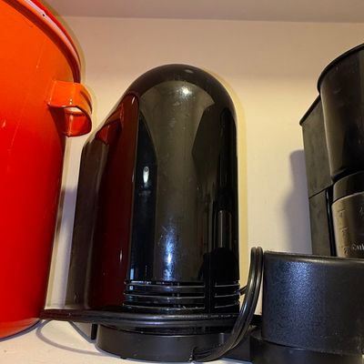 Sale Photo Thumbnail #370: Nespresso VertuoPlus Coffee and Espresso Machine