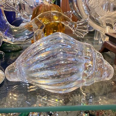 Sale Photo Thumbnail #359: Vintage Iridescent Art Glass Conch Shell Paperweight