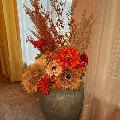 Sale Photo Thumbnail #353: Decorative Floral Arrangement in Large Ceramic Urn