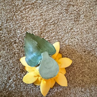 Sale Photo Thumbnail #872: Napoleone Sunflower Wall Decor