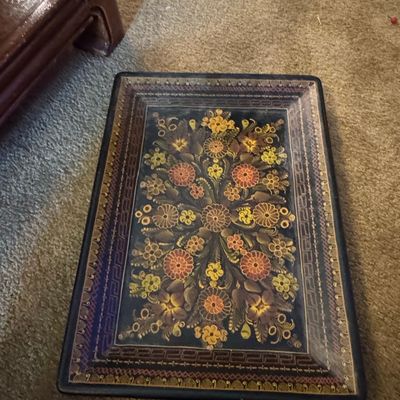 Sale Photo Thumbnail #668: Vintage Mexican Olinalá Hand-Painted Tray
