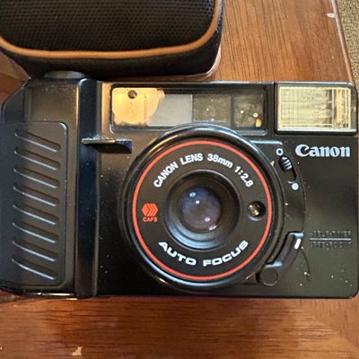 Sale Photo Thumbnail #555: Canon AF35M Point and Shoot Camera