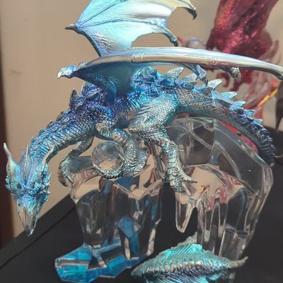 Sale Photo Thumbnail #571: Franklin Mint Lord of the Icy Realm Dragon Sculpture