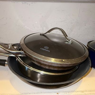 Sale Photo Thumbnail #1259: Calphalon Contemporary Hard-Anodized Nonstick Cookware Set