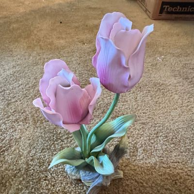 Sale Photo Thumbnail #788: Andrea by Sadek Porcelain Tulip Figurine