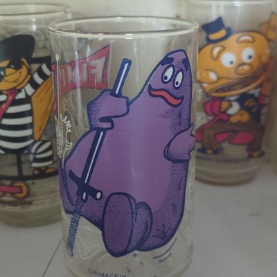 Sale Photo Thumbnail #1248: 1977 McDonald's McDonaldland Action Series Grimace Glass