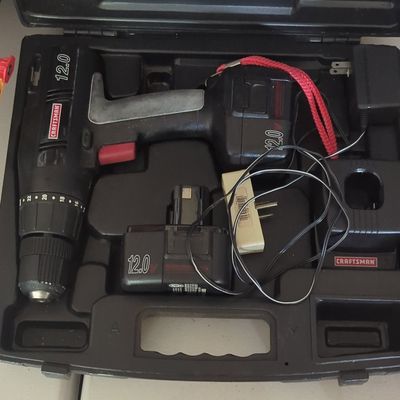 Sale Photo Thumbnail #1040: Craftsman 12.0V Cordless Drill and Driver Kit