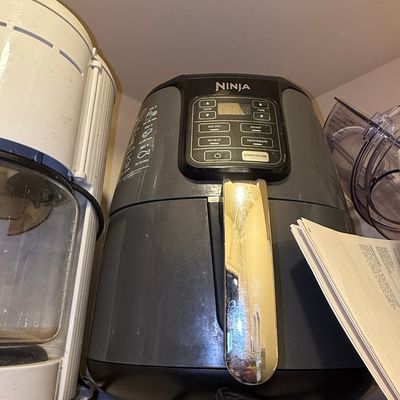 Sale Photo Thumbnail #528: Ninja AF101 4-Quart Air Fryer