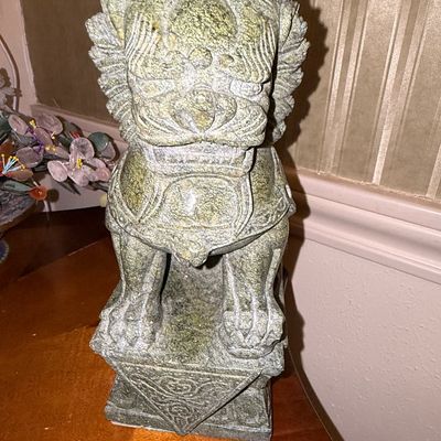 Sale Photo Thumbnail #113: Chinese Guardian Lion Statue