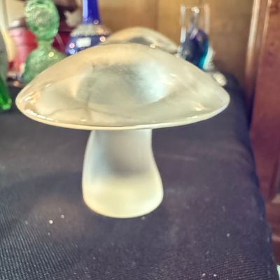 Sale Photo Thumbnail #68: Vintage Viking Glass Mushroom Figurine