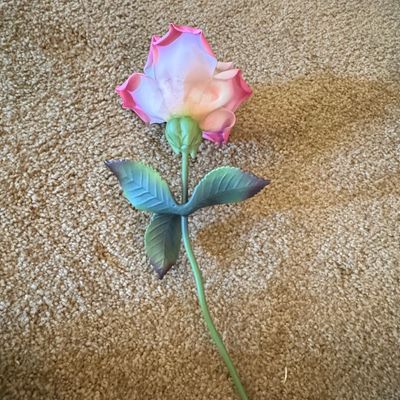 Sale Photo Thumbnail #681: Artificial Rose Stem