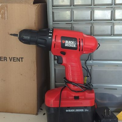 Sale Photo Thumbnail #1039: Black & Decker 24V Cordless Drill
