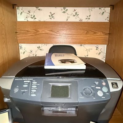 Sale Photo Thumbnail #1022: Epson Stylus Photo RX600 All-in-One Printer