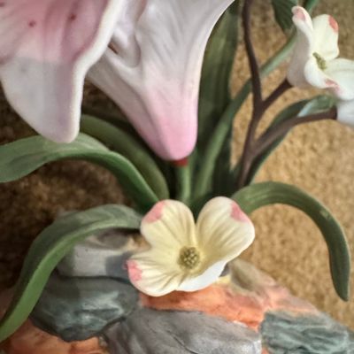 Sale Photo Thumbnail #1017: Lenox Rubrum Lily Lilium Speciosum Figurine