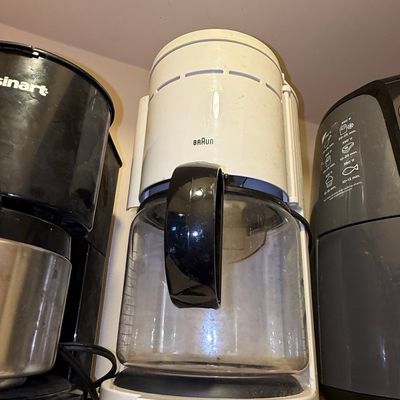 Sale Photo Thumbnail #800: Vintage Braun Aromaster KF 40 Coffee Maker