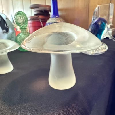 Sale Photo Thumbnail #379: Vintage Viking Glass Frosted Mushroom Figurine