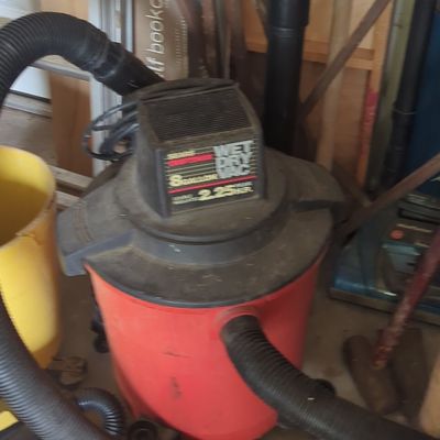 Sale Photo Thumbnail #763: Sears Craftsman 8-Gallon Wet/Dry Vac