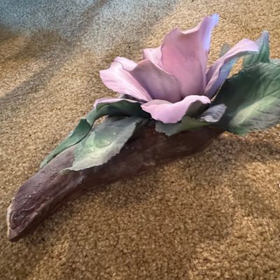 Sale Photo Thumbnail #602: Capodimonte Porcelain Flower on Branch Figurine