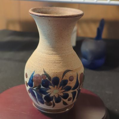 Sale Photo Thumbnail #1224: Mexican Tonala Pottery Bud Vase, 4 inches tall