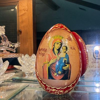 Sale Photo Thumbnail #641: Russian Lacquer Icon Egg - Iveron Mother of God
