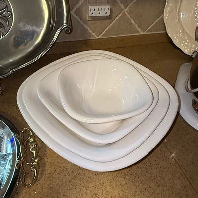 Sale Photo Thumbnail #1104: Corelle Livingware 'Square' White Nesting Bowls