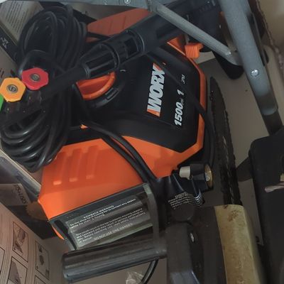 Sale Photo Thumbnail #388: Worx 1500 PSI Electric Pressure Washer