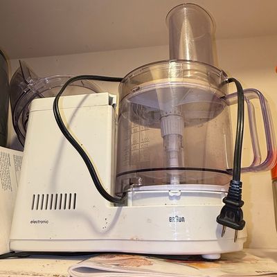 Sale Photo Thumbnail #531: Braun Multipress Food Processor