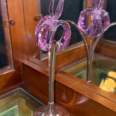 Sale Photo Thumbnail #225: Swarovski Crystal Paradise Flower - Damboa