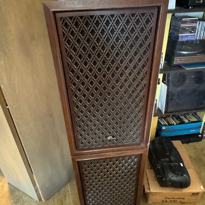 Sale Photo Thumbnail #41: Pair of Vintage Sansui SP-2000 Speaker Systems