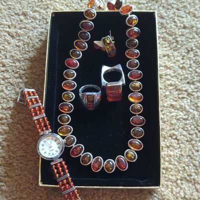 Sale Photo Thumbnail #985: Amber-Colored Glass Bead Jewelry Set