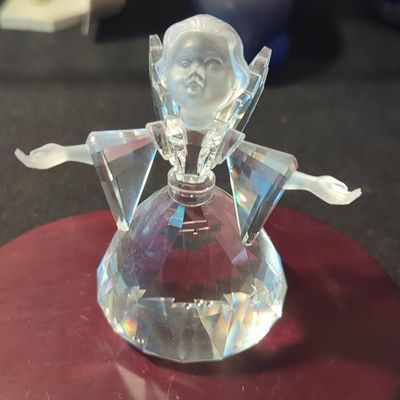 Sale Photo Thumbnail #556: Swarovski Crystal Angel Figurine (Cheerful Times Series)