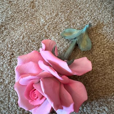 Sale Photo Thumbnail #684: Vintage Capodimonte Porcelain Rose Figurine