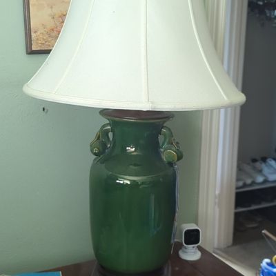 Sale Photo Thumbnail #156: Chinese Celadon Green Porcelain Vase Table Lamp