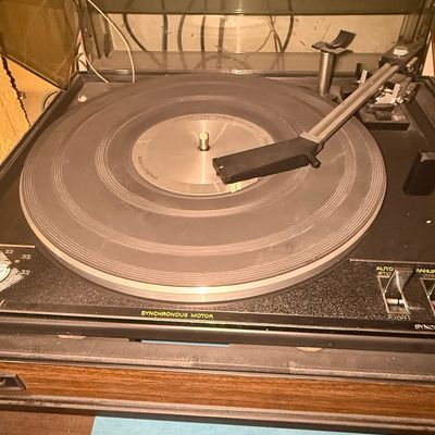 Sale Photo Thumbnail #250: Garrard Synchro-Lab Series Automatic Turntable
