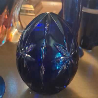 Sale Photo Thumbnail #463: Cobalt Blue Cut-to-Clear Crystal Decorative Egg