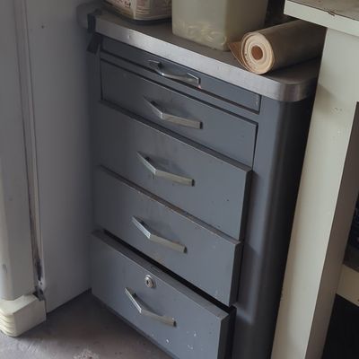 Sale Photo Thumbnail #168: Vintage Steel Industrial Four-Drawer Tool Chest