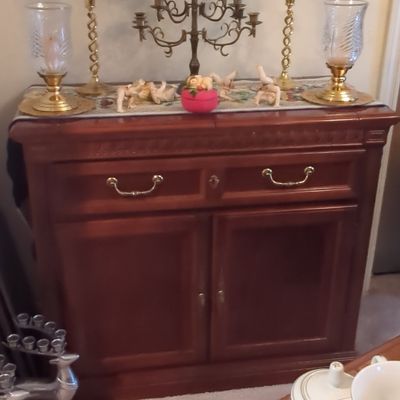 Sale Photo Thumbnail #20: Pair of Mahogany Sideboard tables